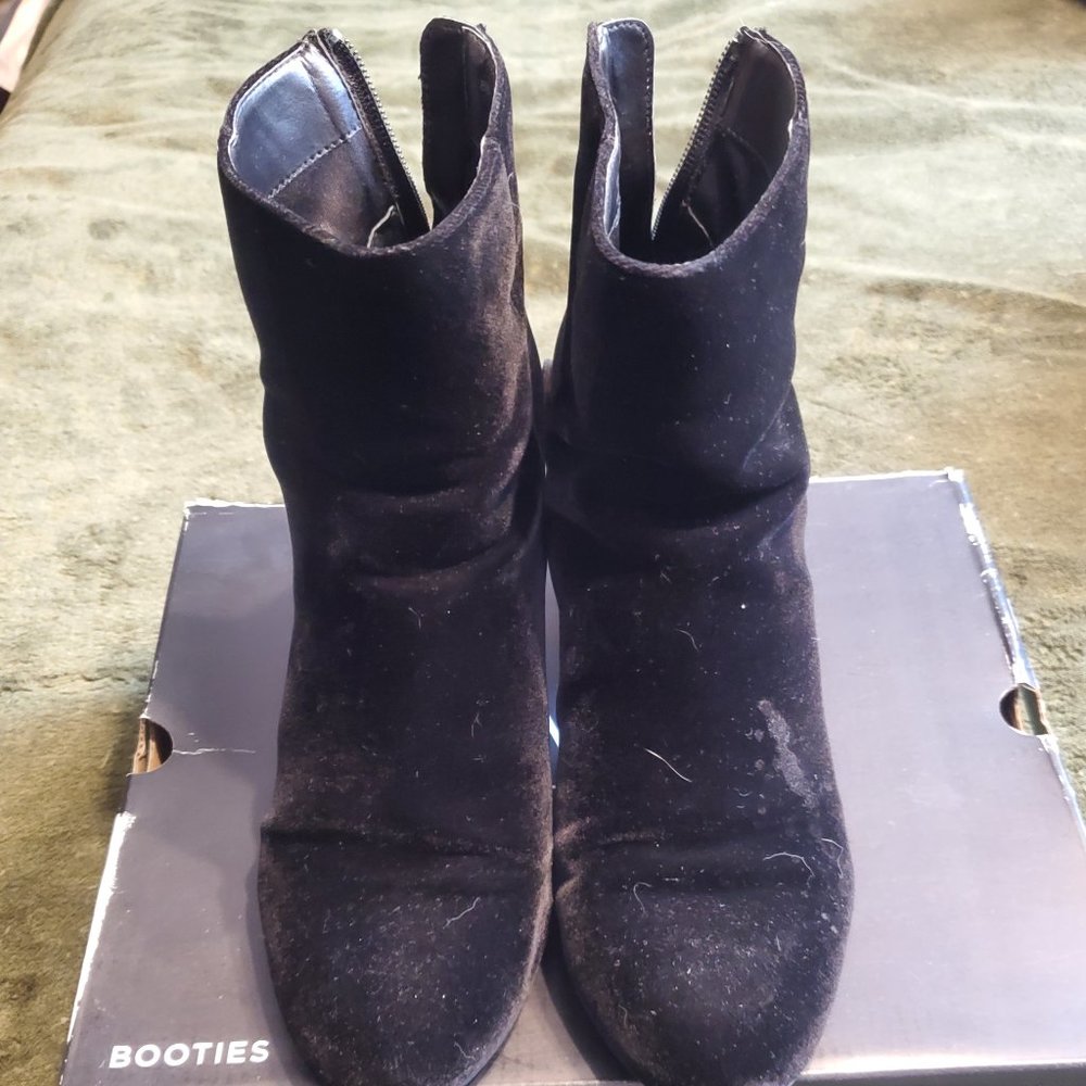 Worthington, Women's Shoe Size 8 M, Black Velvet